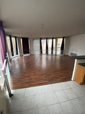Appartement - 90 m² - 3 pièces