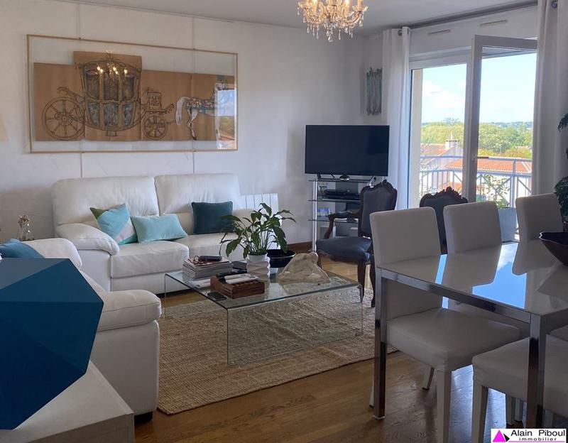 Appartement - 66 m² - 3 pièces