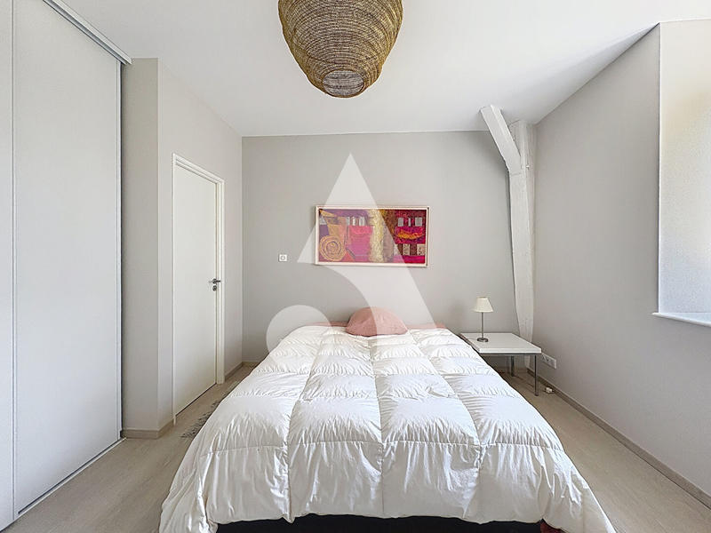 Appartement - 143 m² - 5 pièces