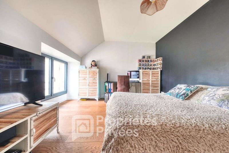 Maison - 269 m² - 11 pièces