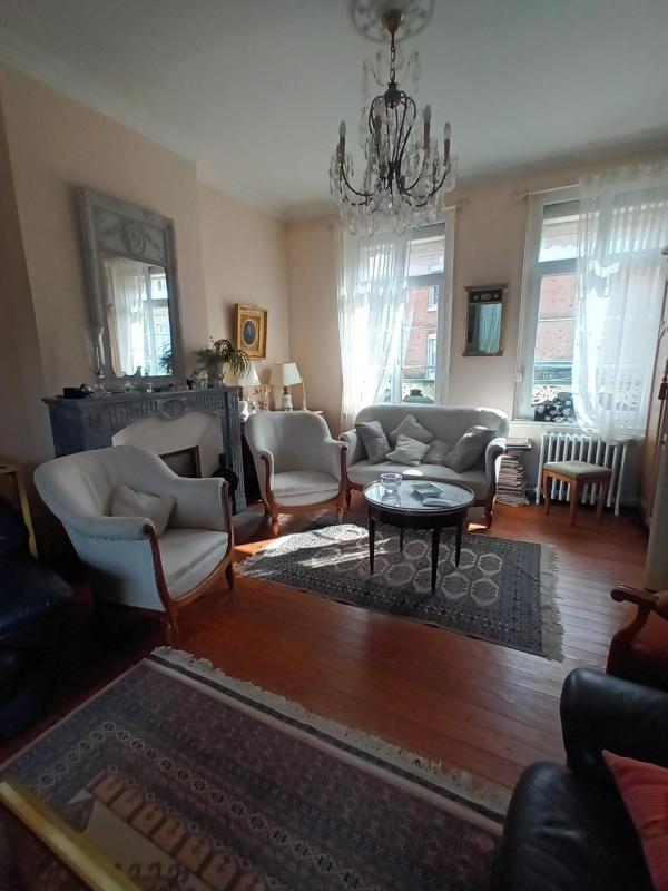 Maison - 170 m² - 9 pièces