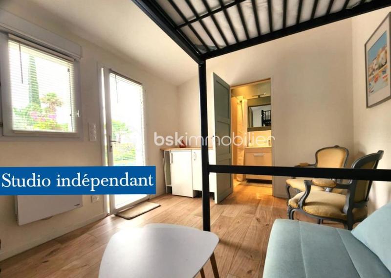 Villa - 160 m² - 5 pièces