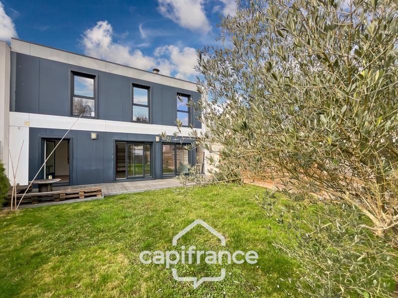 Maison - 145 m² - 6 pièces