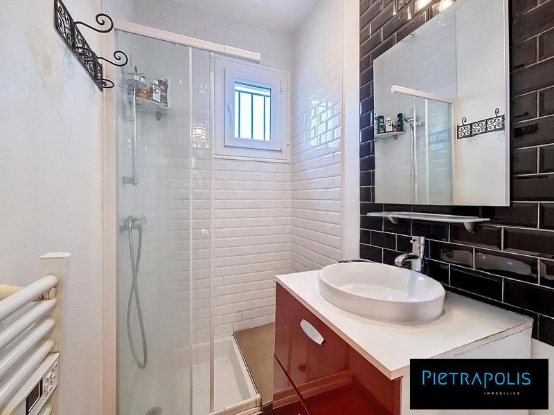 Maison - 99 m² - 4 pièces