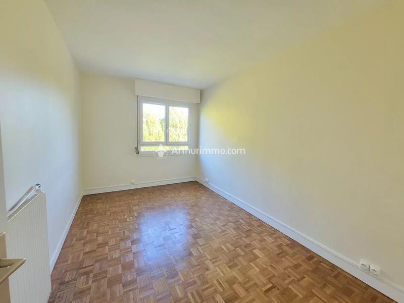 Appartement - 92 m² - 5 pièces