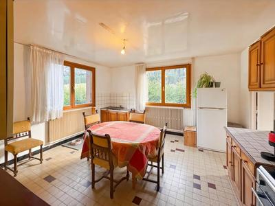 Maison - 160 m² - 5 pièces