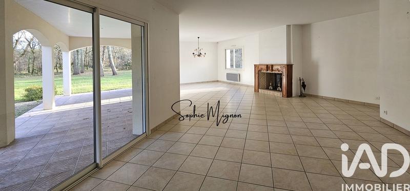 Maison - 206 m² - 8 pièces