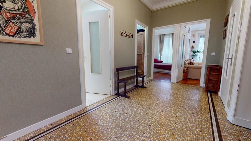 Appartement - 96 m² - 3 pièces