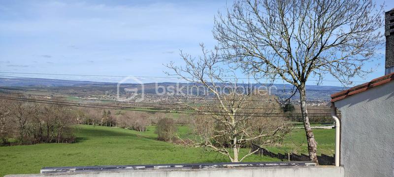 Maison de village - 100 m² - 5 pièces