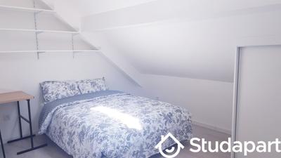 Chambre - 90 m² - 1 pièce