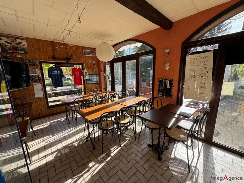 Local commercial - 77 m² - 2 pièces