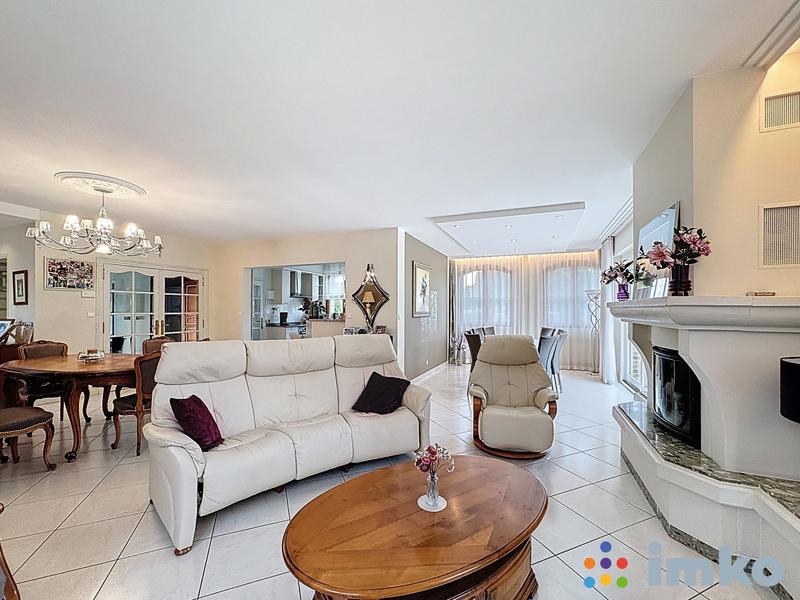 Maison ancienne - 278 m² - 5 pièces