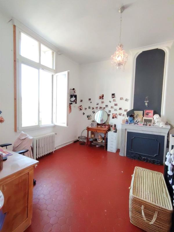 Maison ancienne - 229 m² - 10 pièces