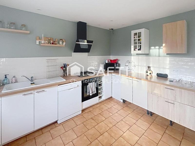 Maison - 90 m² - 5 pièces