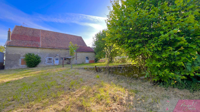 Maison de village - 94 m² - 5 pièces