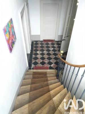 Appartement - 142 m² - 6 pièces