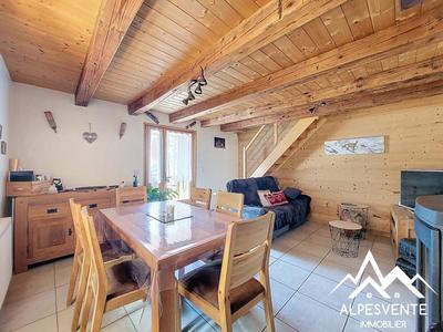 Maison - 110 m² - 4 pièces