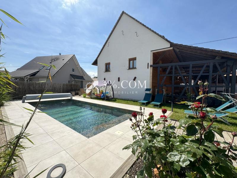 Demeure - 251 m² - 8 pièces