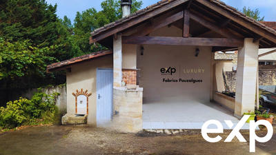 Maison - 280 m² - 9 pièces