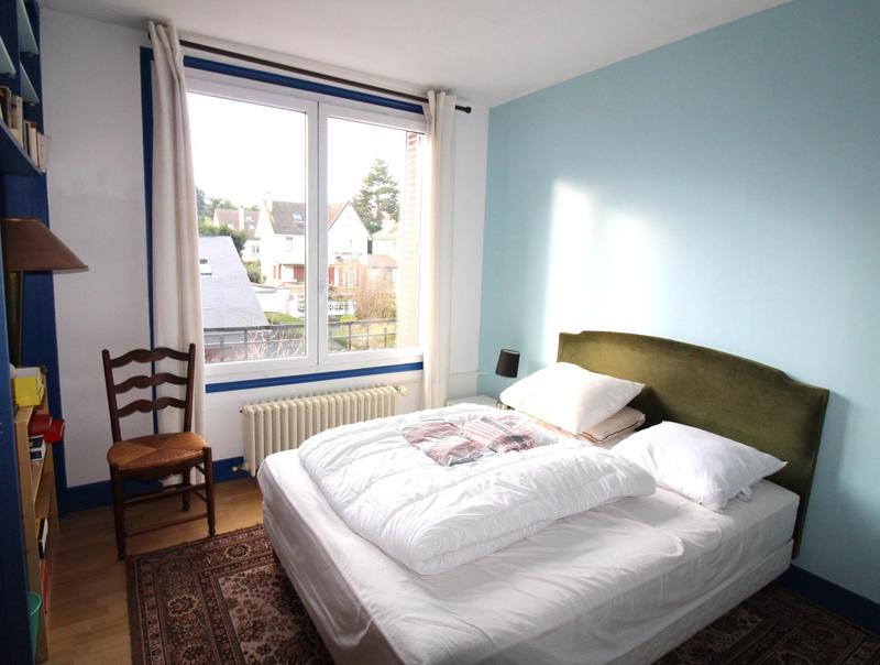 Maison - 111 m² - 6 pièces