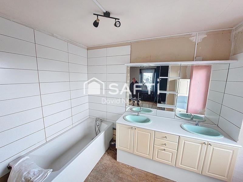 Local commercial - 165 m² - 4 pièces