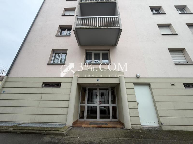 Studio - 27 m² - 1 pièce