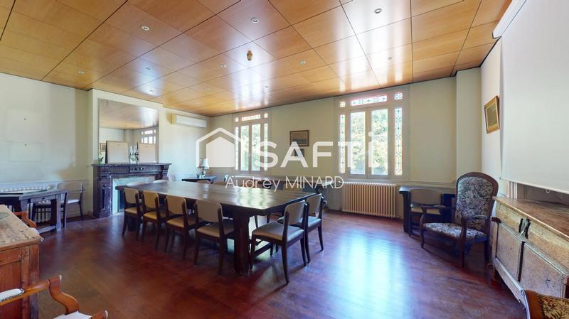 Bureau - 340 m² - 10 pièces