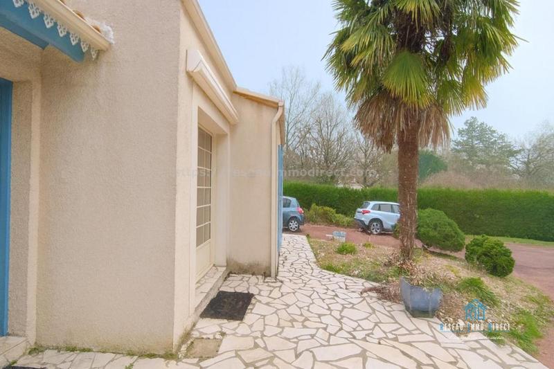 Maison - 169 m² - 8 pièces