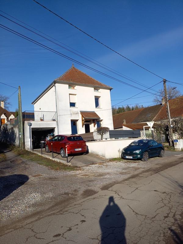 Maison - 123 m² - 4 pièces