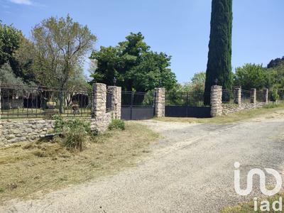 Maison - 230 m² - 10 pièces