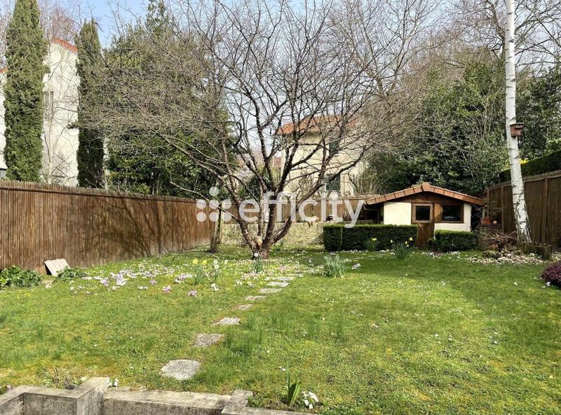 Maison - 183 m² - 7 pièces