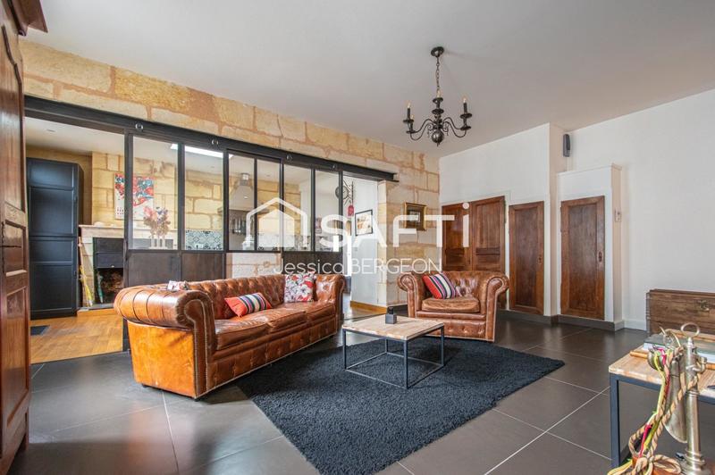 Maison - 222 m² - 7 pièces