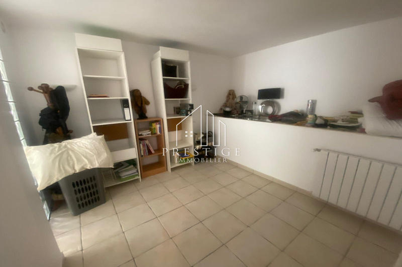 Maison - 197 m² - 2 pièces