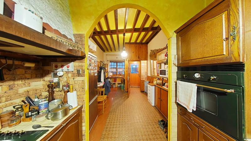 Maison - 200 m² - 7 pièces