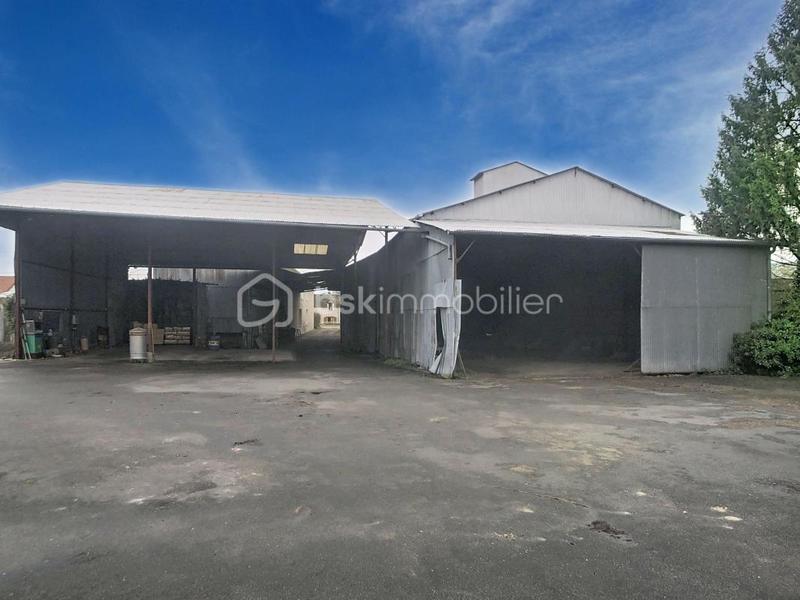 Maison - 241 m² - 6 pièces