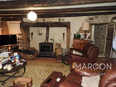 Maison de village - 513 m² - 7 pièces