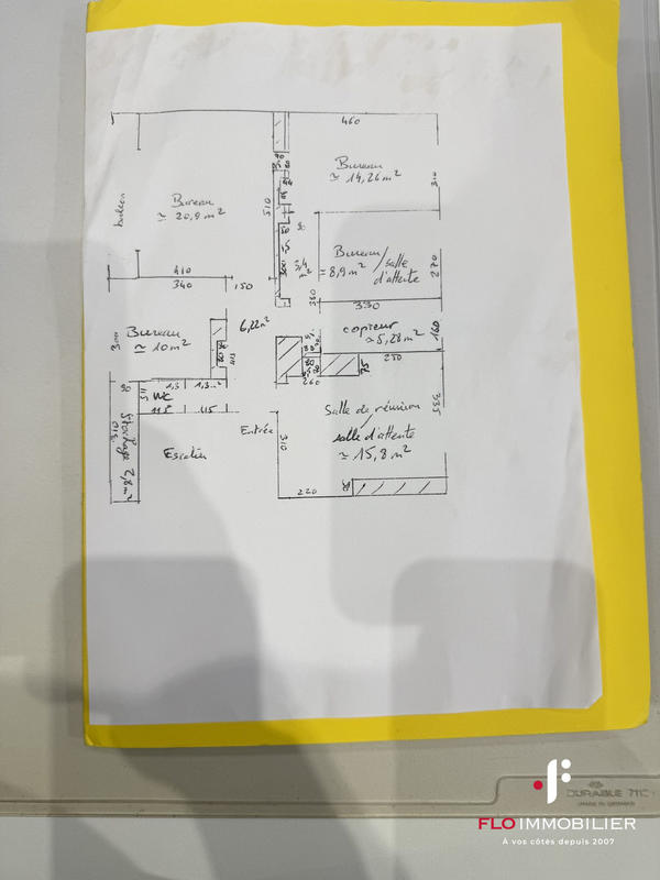 Bureau - 90 m² - 6 pièces