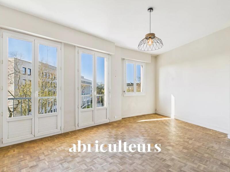 Appartement - 70 m² - 4 pièces