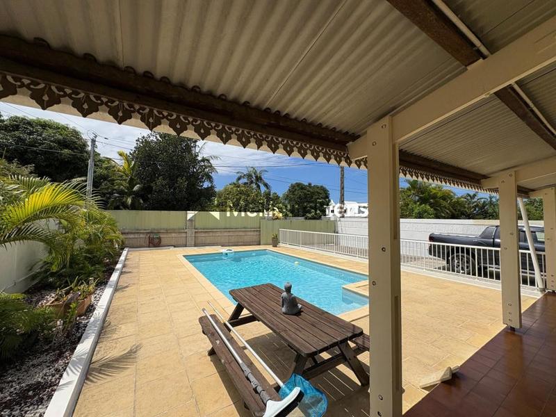 Maison - 110 m² - 6 pièces