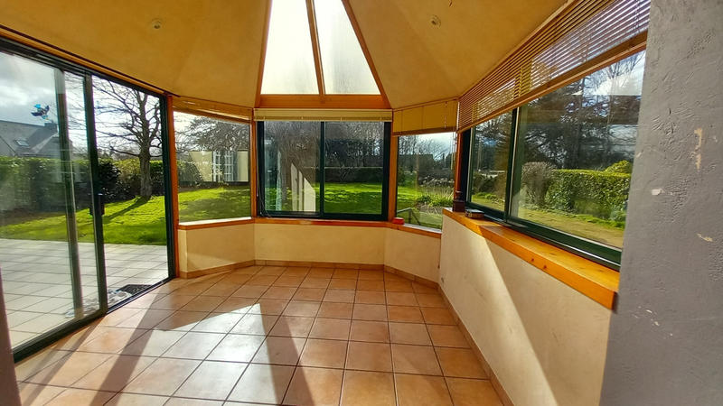 Maison - 176 m² - 9 pièces