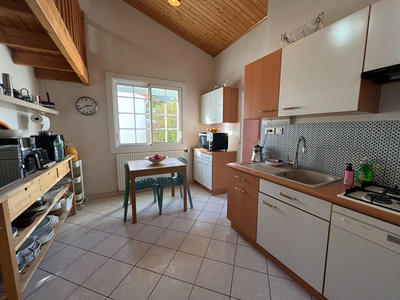 Maison - 90 m² - 3 pièces