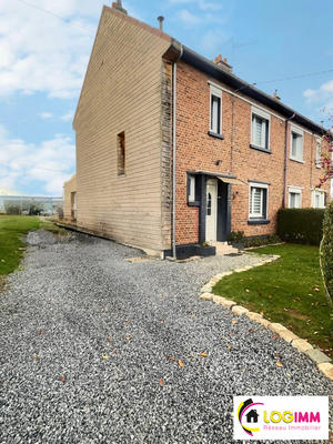 Maison - 93 m² - 4 pièces