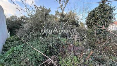 Terrain constructible - 498 m²