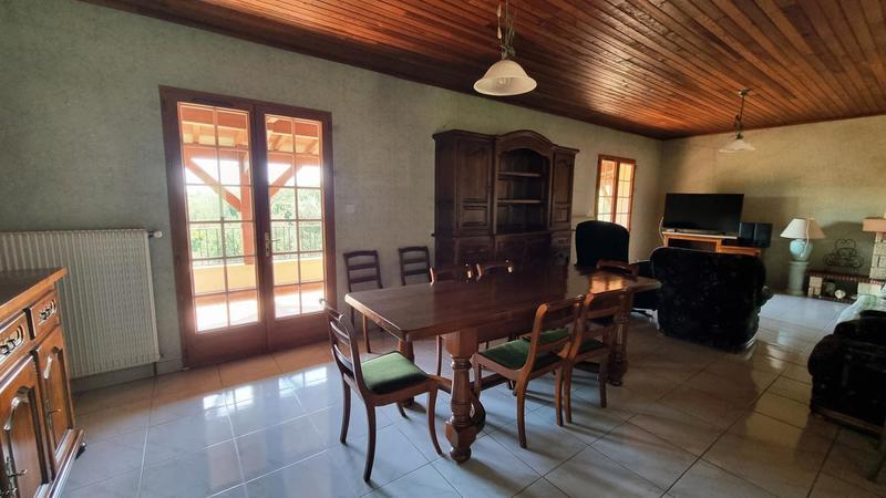 Maison - 138 m² - 4 pièces