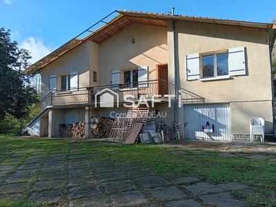 Maison - 196 m² - 5 pièces