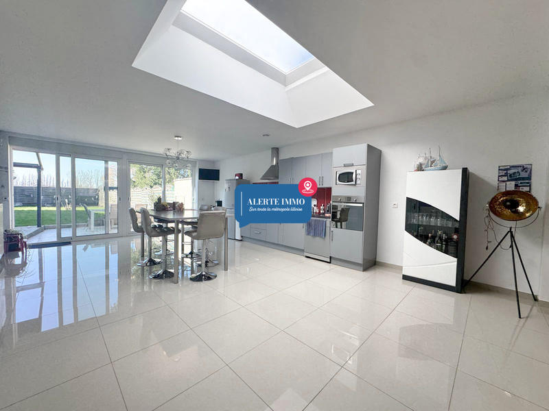 Maison - 141 m² - 5 pièces