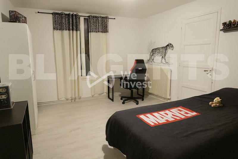 Maison - 200 m² - 6 pièces