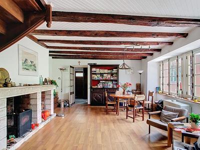 Maison - 110 m² - 7 pièces