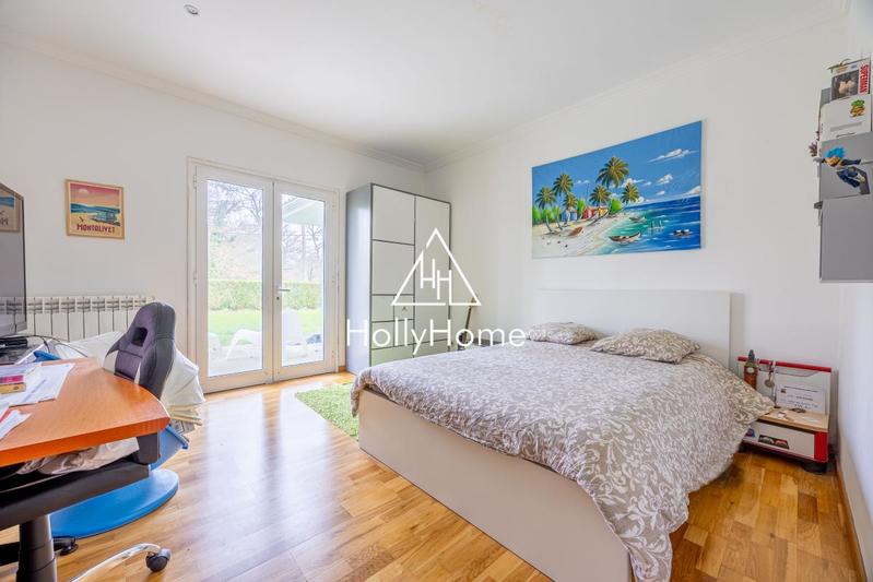 Maison ancienne - 213 m² - 6 pièces