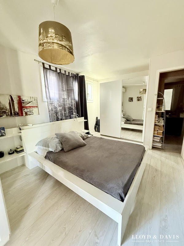 Maison - 168 m² - 7 pièces